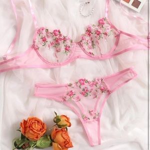 Pink Floral Embroidered Bra and Panty Lingerie New Size Large
